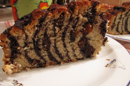 Фото к рецепту: Маковый пирог «жизнь, как зебра…»