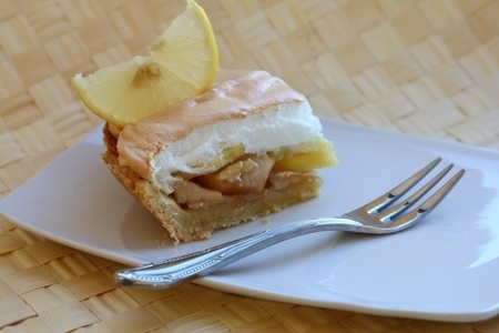 Фото к рецепту: Яблочный пирог по-одесски.