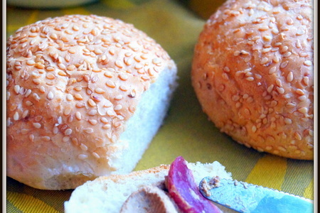 Фото к рецепту: Печёночный паштет со сливочным сыром под желе из кизила. для лили lil8888/