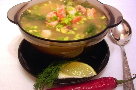 Фото к рецепту: Перуанский острый  рыбный суп