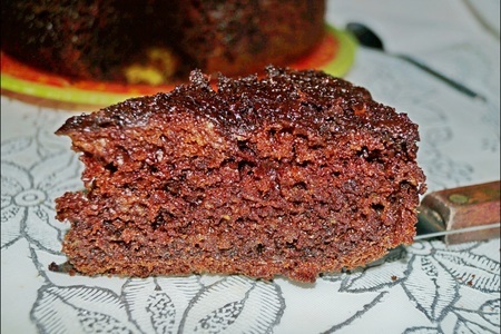 Фото к рецепту: Шоколадный пирог с кабачком в мультиварке. тест-драйв.