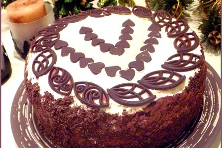 Фото к рецепту: Торт шоколадно-кофейный с миндально-медовым кремом в мультиварке