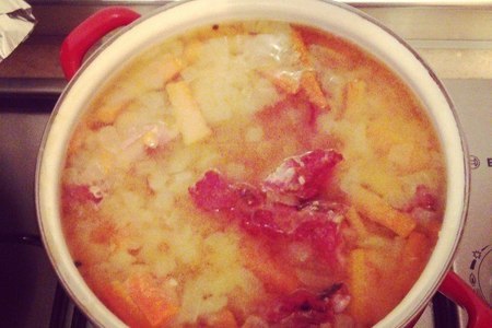 Фото к рецепту: Гороховый суп "проще простого"