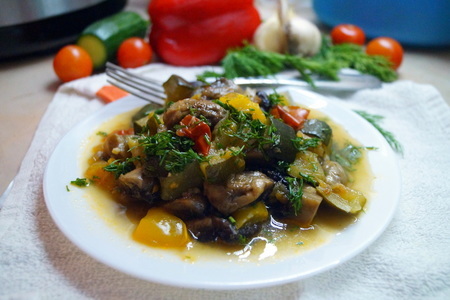 Фото к рецепту: Рагу из овощей с грибами и имбирём