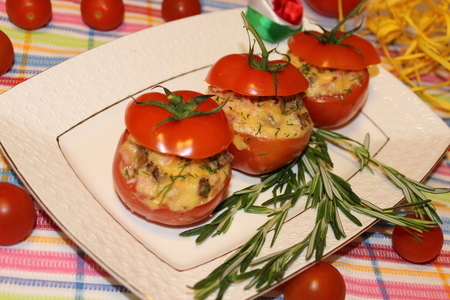 Фото к рецепту: Фаршированные помидоры по-милански