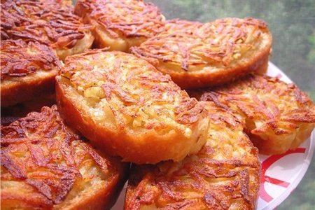 Фото к рецепту: Жареные бутерброды с картошкой