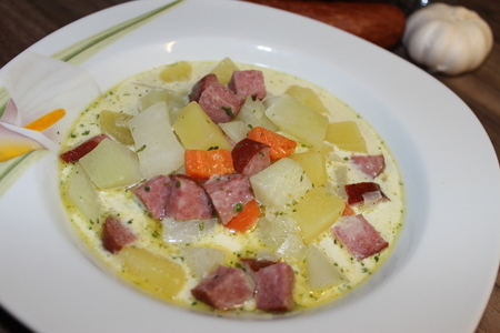 Фото к рецепту: Суп с кольраби и кабаносси