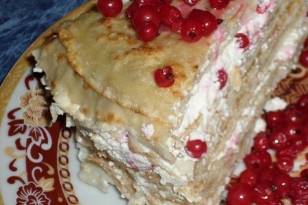 Фото к рецепту: "блинный пирог"