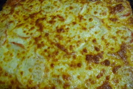 Фото к рецепту: Пицца квадратная "чтоб всем хватило!!!"