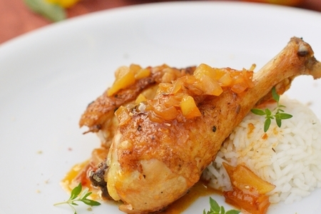 Фото к рецепту: Курица-барбекю с нектаринами и виски