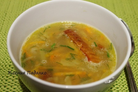 Фото к рецепту: Гороховый суп с копчеными крылышками