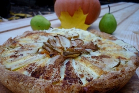 Фото к рецепту: Осенний пирог "тыквенная грушка"