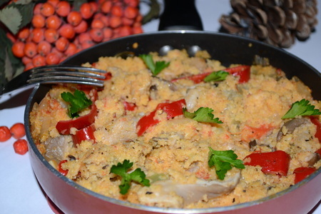 Фото к рецепту: Экспресс-ужин. овощная сковорода  с вешенками и кус-кусом