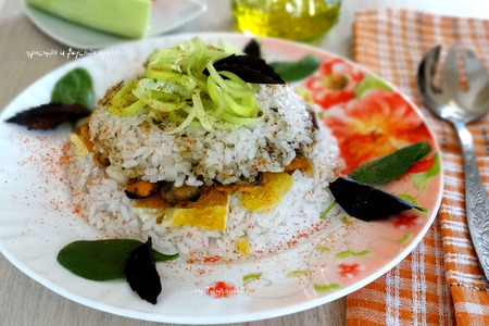 Рисовый салат с апельсинами и морепродуктами