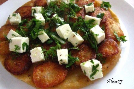 Фото к рецепту: Тарт с картофелем и сыром