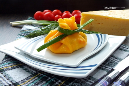 Фото к рецепту: Салат в сырной корзиночке "восторг"
