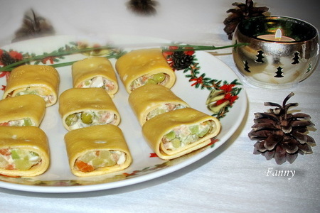 Русский салат в японском стиле - оливье в яичных роллах