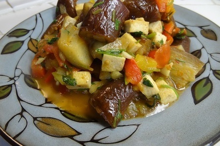 Фото к рецепту: Тофу с овощами