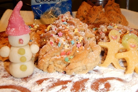 Фото к рецепту: "кудрявое" печенье на майонезе