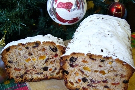 Фото к рецепту: Пряный рождественский кекс