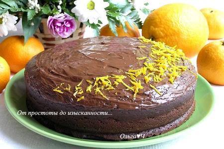 Фото к рецепту: Свекольно-шоколадный торт с апельсиновой цедрой