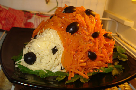 Фото к рецепту: Салат ёжик (с корейской морковью)