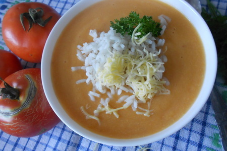 Фото к рецепту: Овощно-сырный суп-пюре с рисом