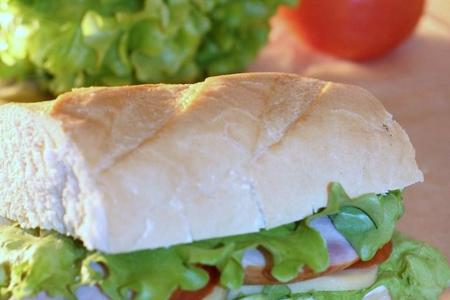 Фото к рецепту: Правильный бутерброд. тест-драйв с «окраиной»