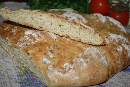 Постный цельнозерновой хлеб на живых дрожжах с рисом и луком