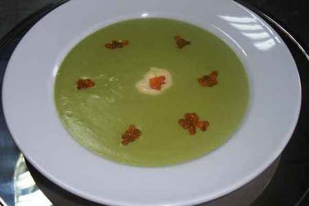 Диетический легкий суп-пюре из брокколи