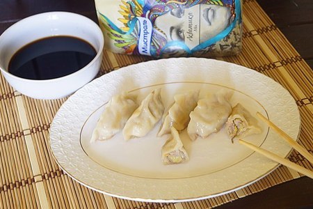 Фото к рецепту: Японские пельмени «яки гедза»
