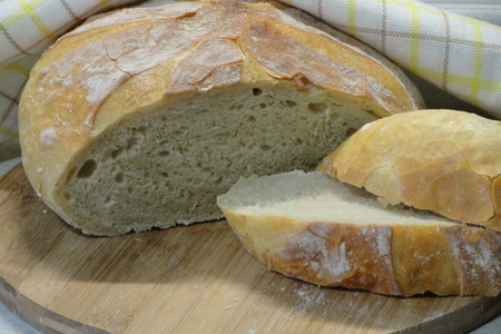 Фото к рецепту: Домашний хлеб без замеса