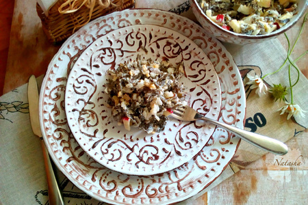 Фото к рецепту: Салат из морской капусты.