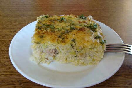 Фото к рецепту: Запеканка из кабачков с рисом и мясом. нежно и вкусно