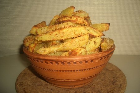 Фото к рецепту: Запеченный картофель в сухарях