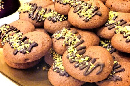 Фото к рецепту: Печенье "завитки шоколадные"