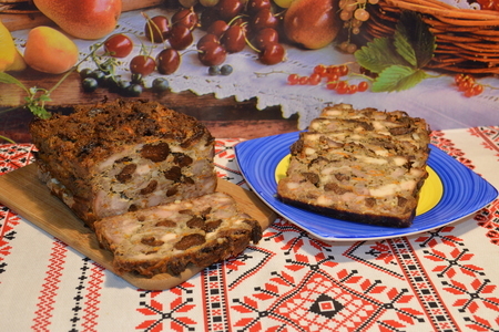 Фото к рецепту: Мясной хлеб, террин из свинины и курицы // пасхальное меню