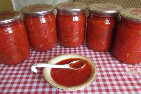 Фото к рецепту: Томатный соус с болгарским перцем на зиму
