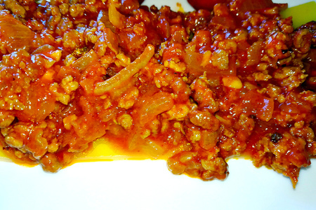 Томатный соус с фаршем к пасте и макаронам
