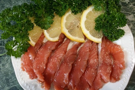 Фото к рецепту: Малосольная красная рыба по "царски"
