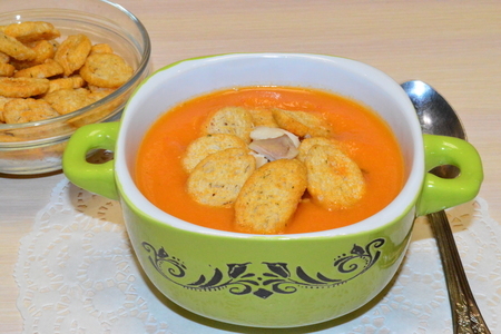 Фото к рецепту: Томатный крем-суп