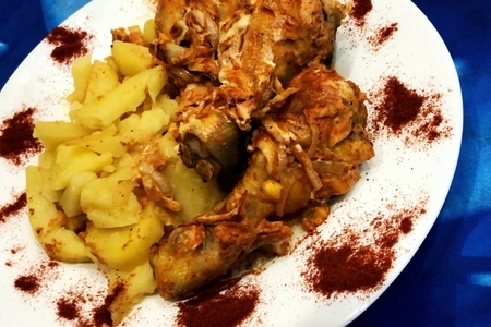 Фото к рецепту: Курица с картофелем в чесночно-имбирном соусе