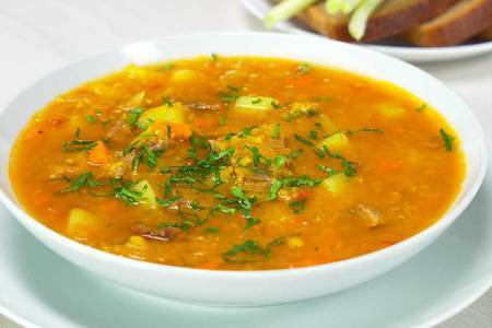 Фото к рецепту: Чечевичный суп