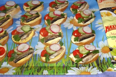 Мини-бутерброды со шпротами #махеевънаприроде