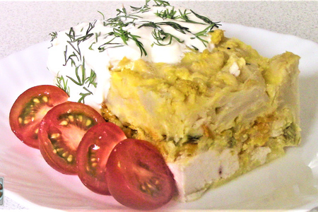 Фото к рецепту: Запеканка с курицей и овощами в сырной заливке