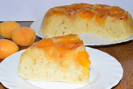 Пирог  на сковороде абрикос-карамель
