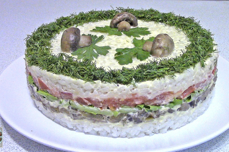 Постный (вегетарианский) слоеный салат с грибами