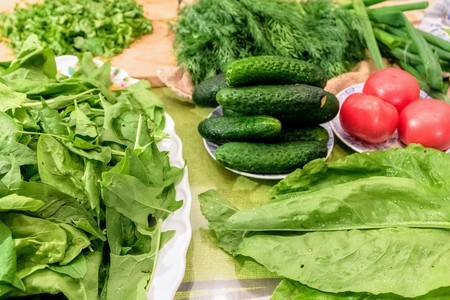 Фото к рецепту: Заготовка и замораживание зелени с овощами на зиму