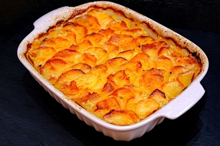 Фото к рецепту: Картошка булочника или картофель буланжер по-французски