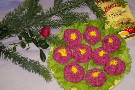 Фото к рецепту: Закуска "зимние розы" с майонезом "махеевъ" #махеевъ_чудеса_за_полчаса
